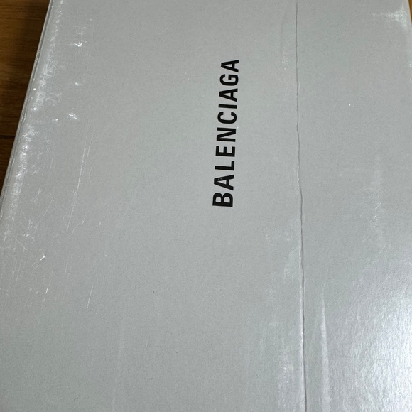 Balenciaga tan speed 2.0 runner sock sneaker - Picture 4 of 6